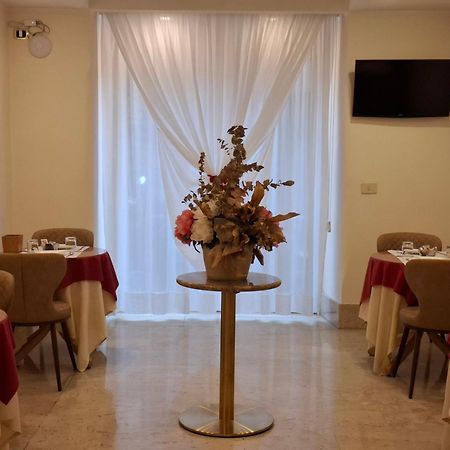 Hotel Principe Eugenio Rome Bagian luar foto