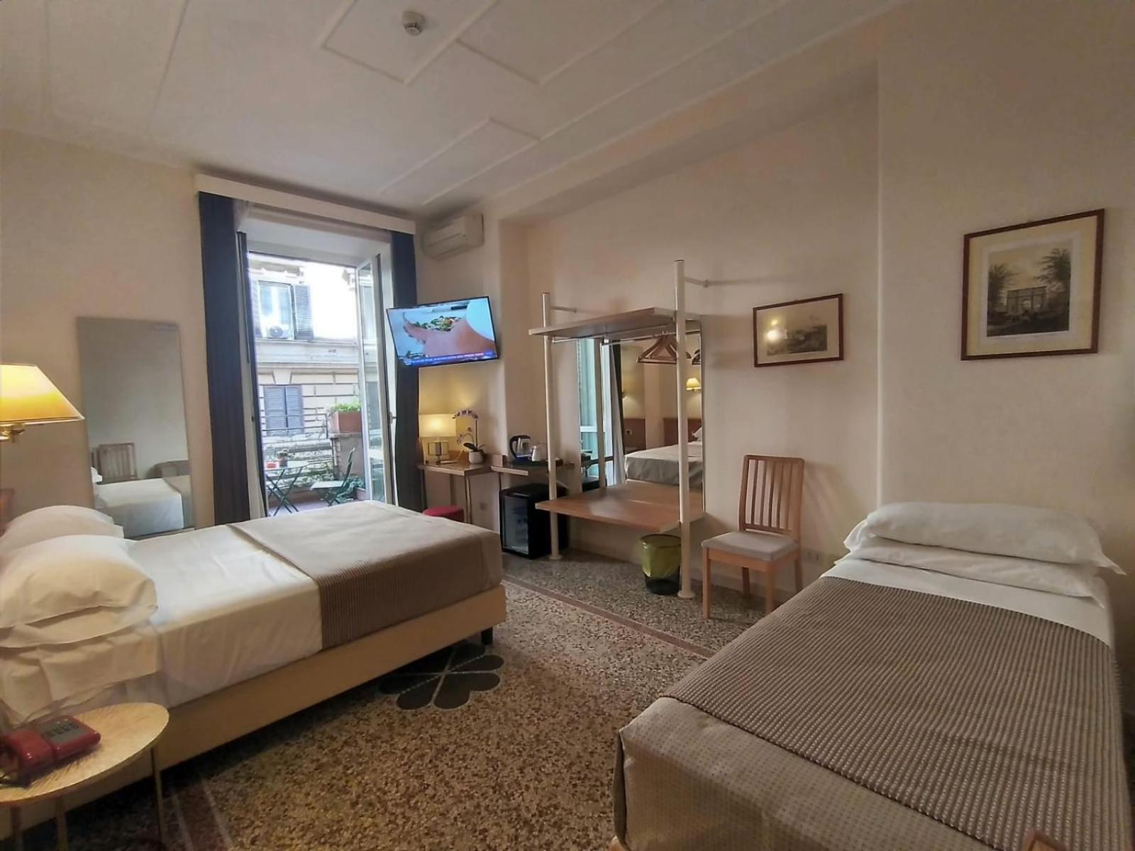 Hotel Principe Eugenio Rome Bagian luar foto