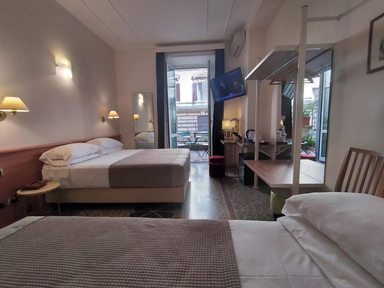 Hotel Principe Eugenio Rome Bagian luar foto