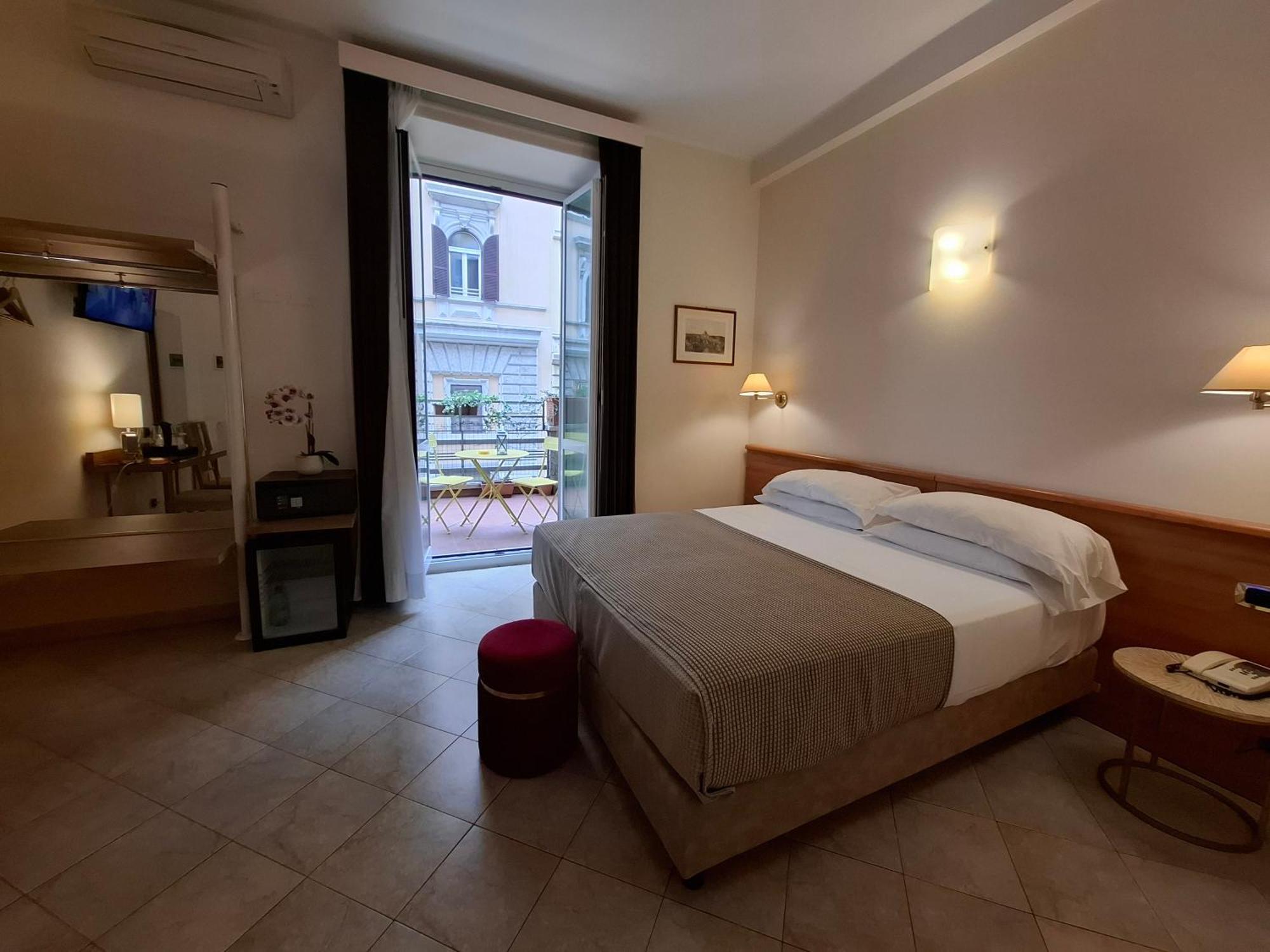 Hotel Principe Eugenio Rome Bagian luar foto