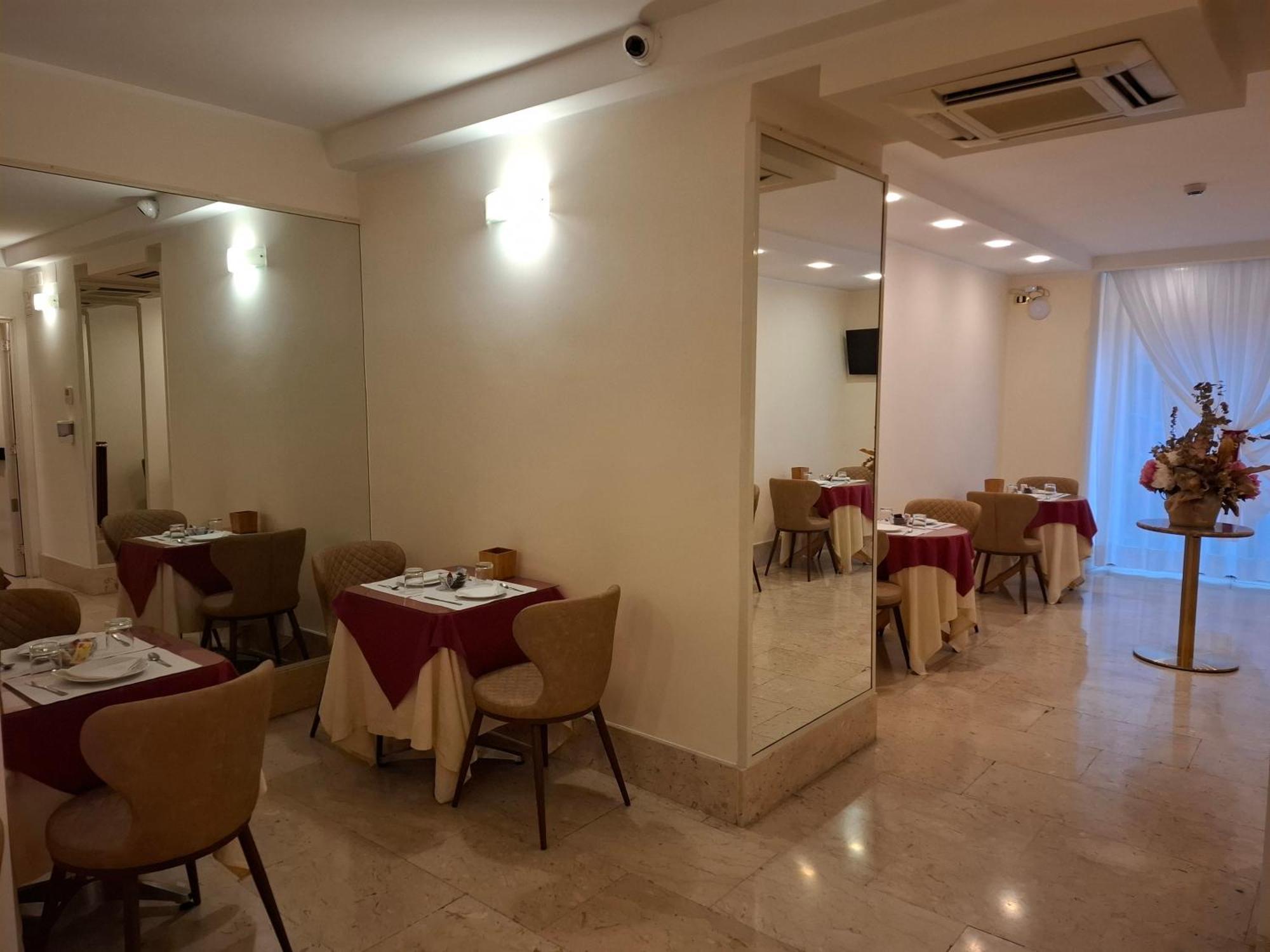 Hotel Principe Eugenio Rome Bagian luar foto